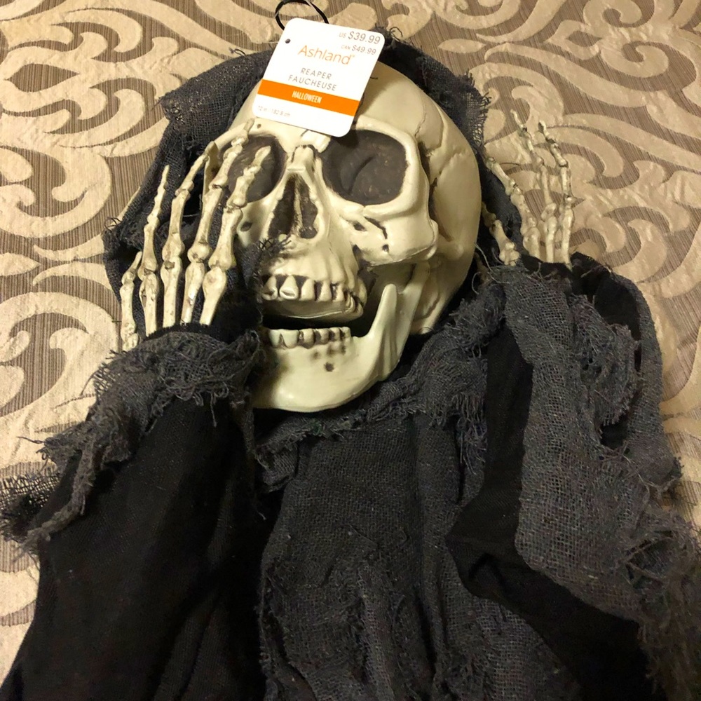 Halloween decor
